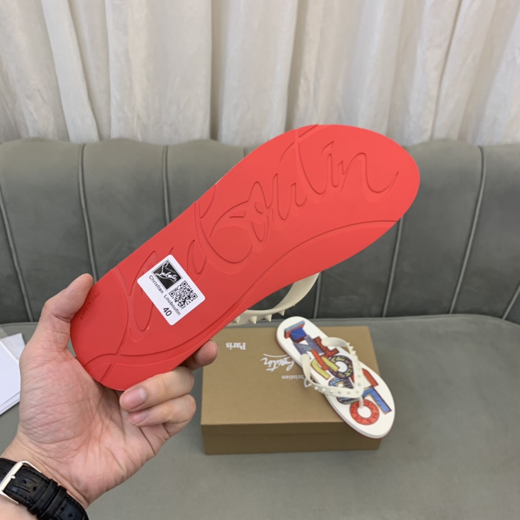 Precio de venta: P100 Marca del producto: CL Red Bottom Shoes* "CL*" flip-flops Talla normal: 35-44 