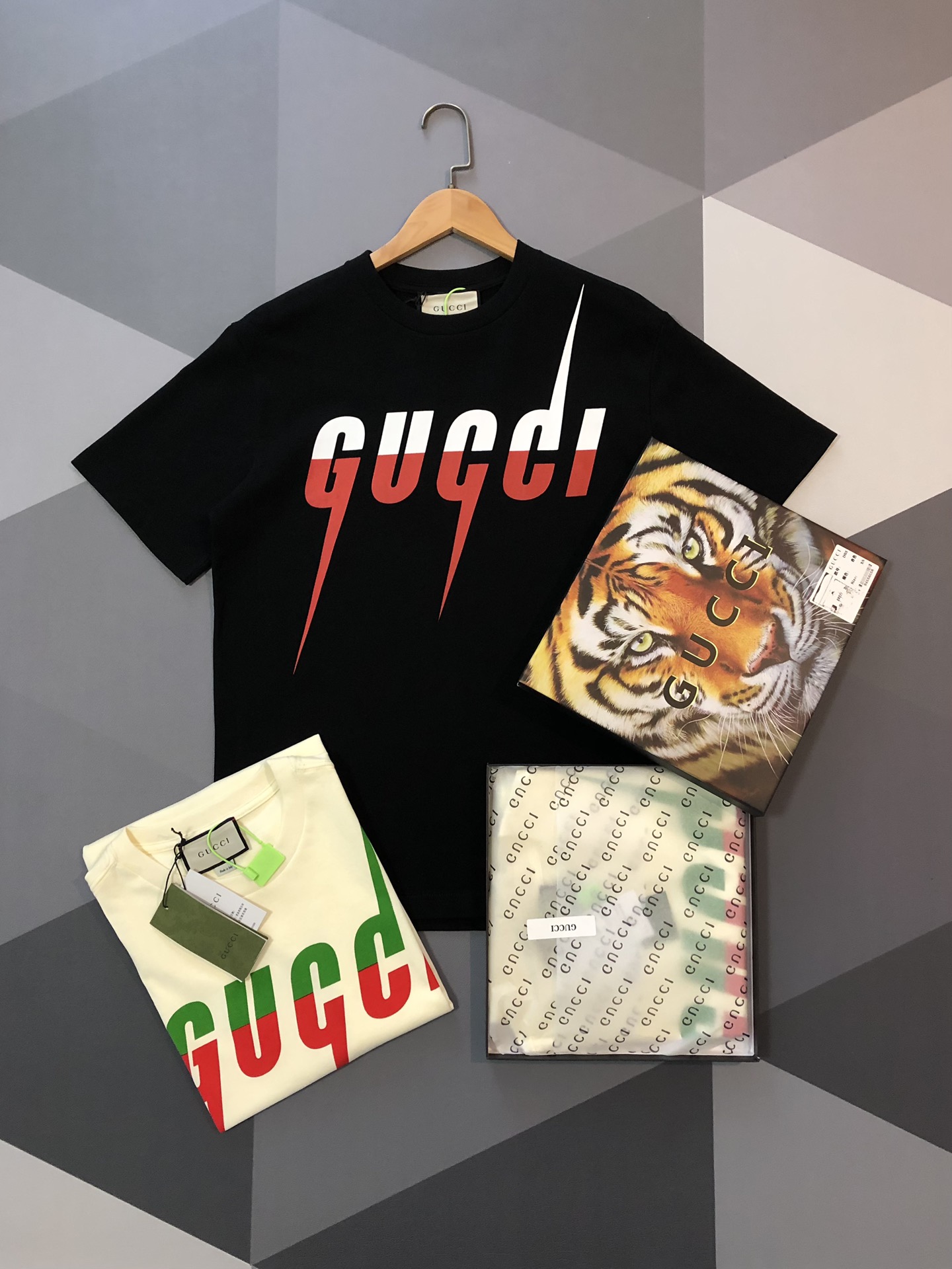 Yupoo Gucci Bags Watches Nike Clothing Jordan Yeezy Balenciaga Shoes
