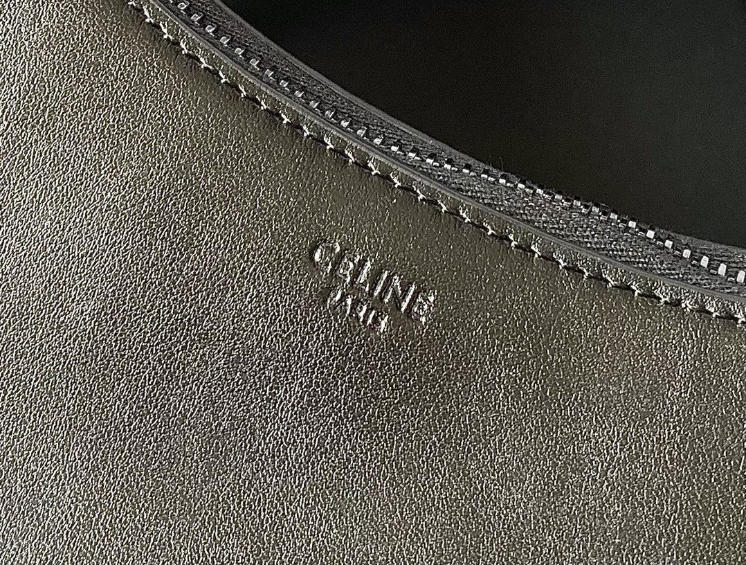 CELINE赛琳2022新品链条AVA腋下包199583