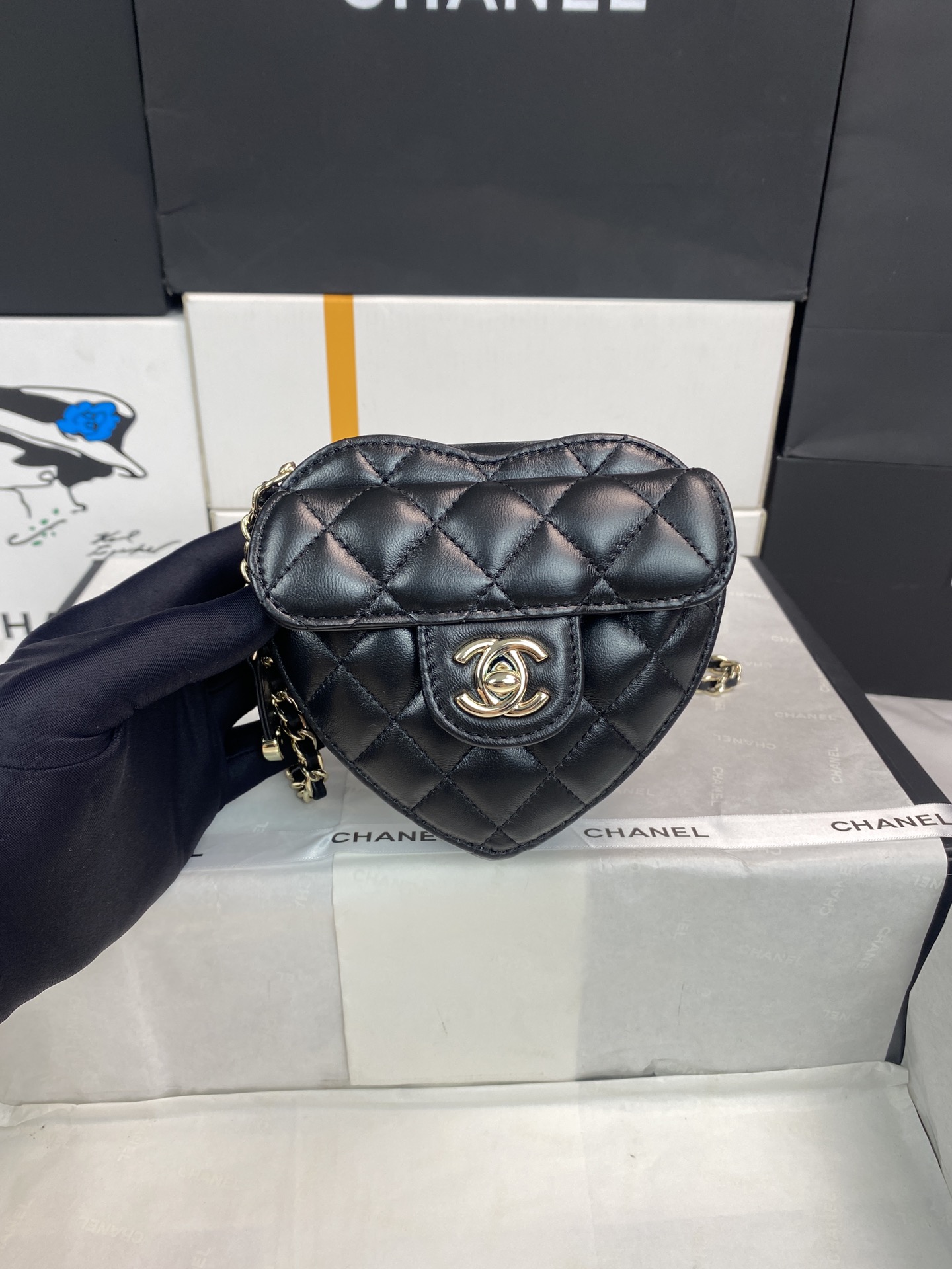 Chanel Small Heart Bag AS2784 Lambskin Leather with Light Gold Hardware 1 i1651811367 4764 0