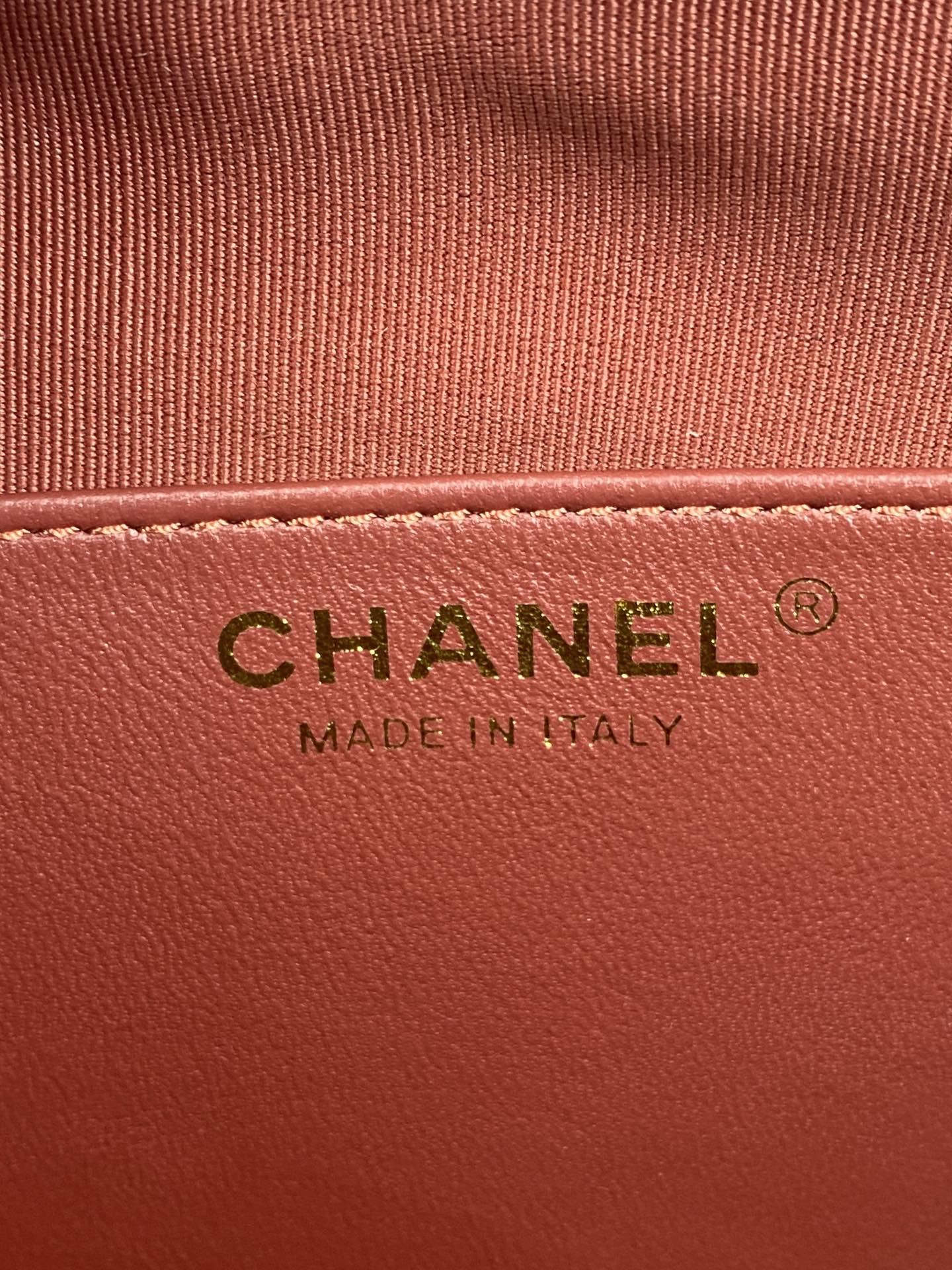 Chanel Heart Bag Lambskin Black, Gold-Tone Metal 9 i1651811744 6265 7