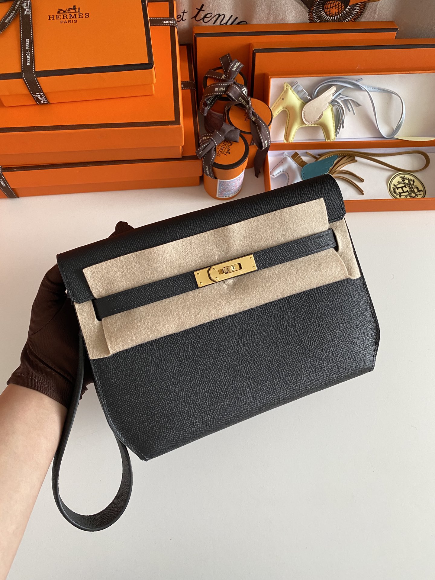 Hermes Kelly Sale
 Handbags Clutches & Pouch Bags Crossbody & Shoulder Bags Black Sewing Unisex Gold Hardware Epsom