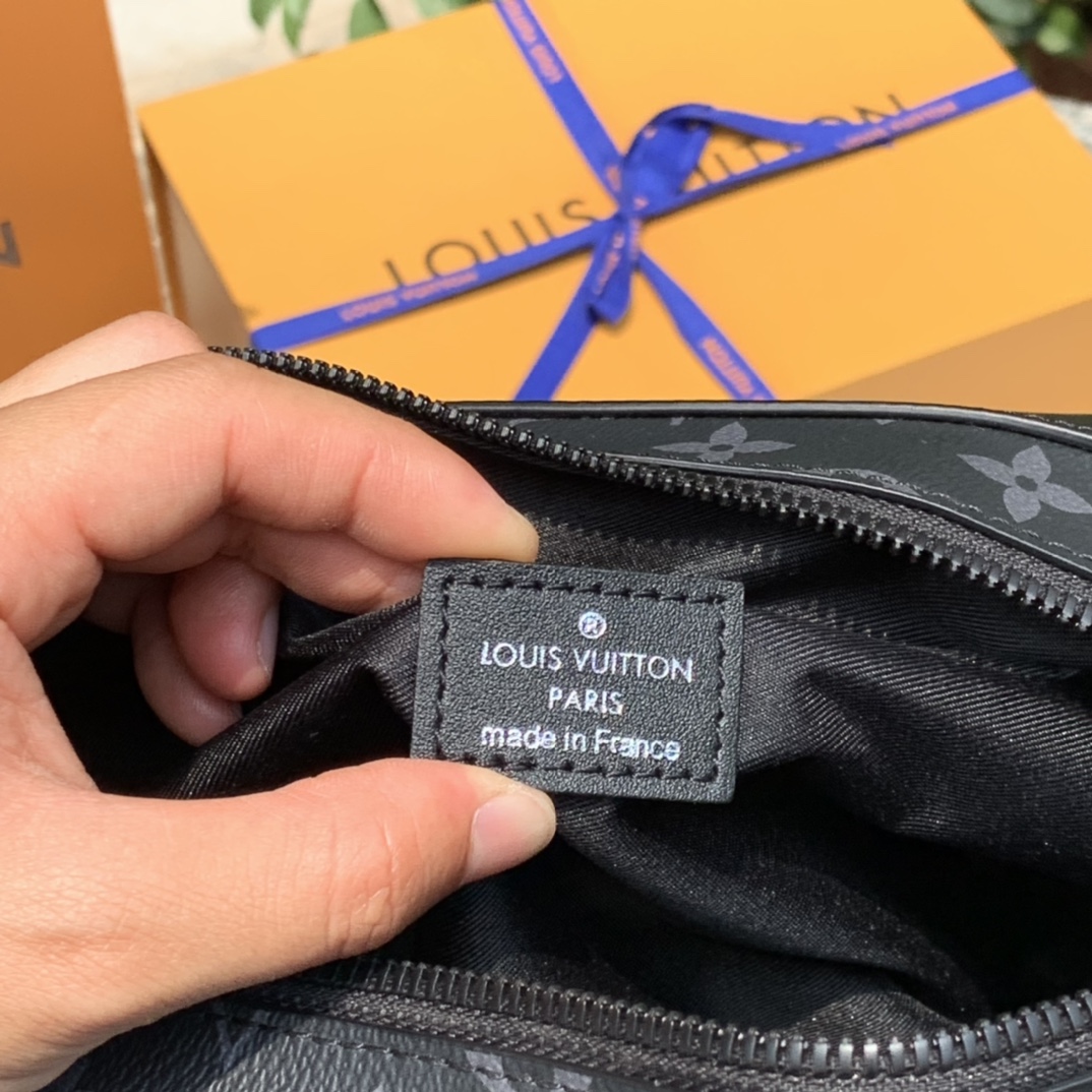 🌼 m44730尺寸25×18×10CM 朱一龙、唐晓天同款！Soft Trunk真的从去年年底开始，一