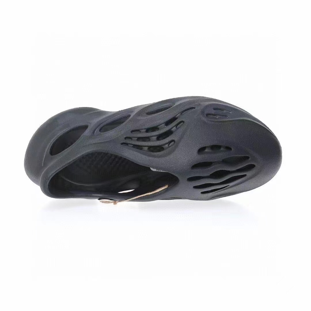 图片[4]-Adidas Yeezy Foam Runner Slide\”Stone Saget\”椰子童鞋户外风格包头运动沙滩凉拖防滑洞洞跑步凉鞋矿物午夜蓝GX8506 尺码：28码=10K 29码=11K 31码=12K 32码=13K 33=1Y-选品中心