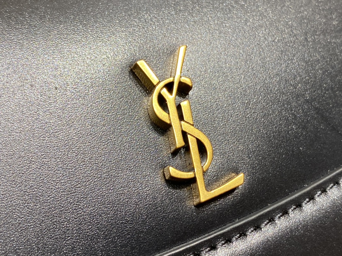 Saint laurent Ysl 𝐂𝐡𝐚𝐫𝐥𝐢𝐞 2022春夏最新款肩背斜挎包684742