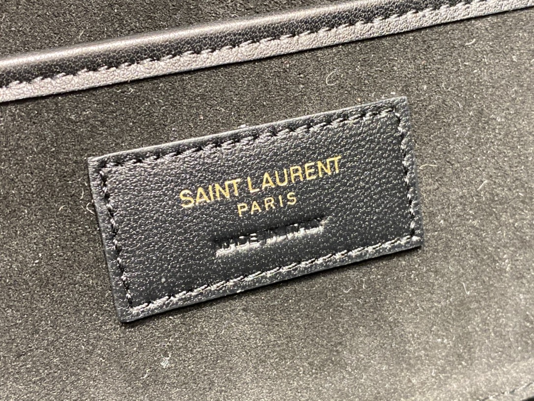 Saint laurent Ysl 𝐂𝐡𝐚𝐫𝐥𝐢𝐞 2022春夏最新款肩背斜挎包684742