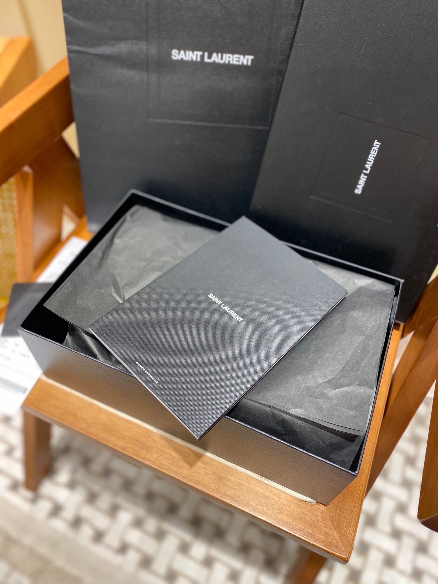 Saint laurent Ysl 𝐂𝐡𝐚𝐫𝐥𝐢𝐞 2022春夏最新款肩背斜挎包684742