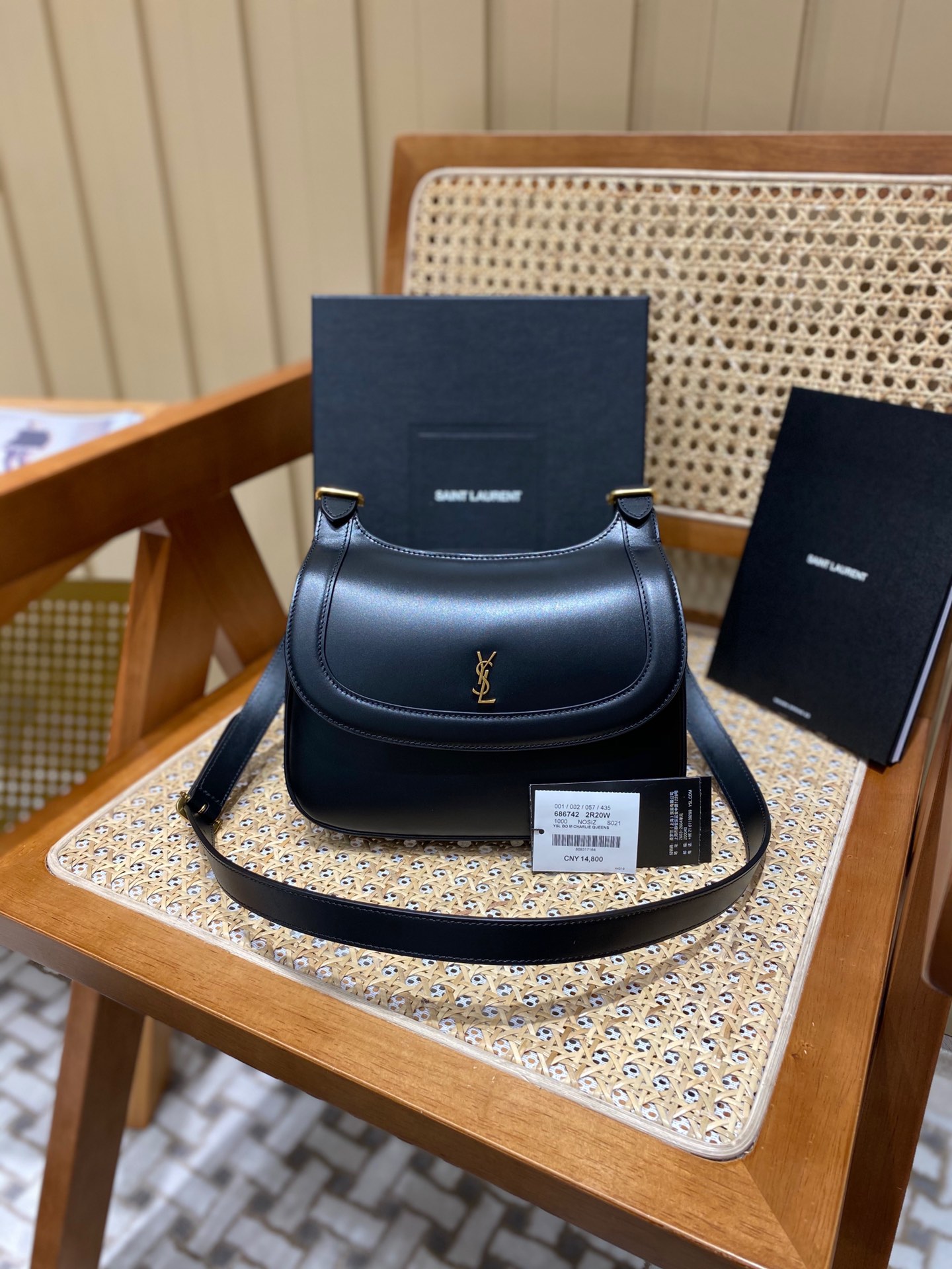 Saint laurent Ysl 𝐂𝐡𝐚𝐫𝐥𝐢𝐞 2022春夏最新款肩背斜挎包684742