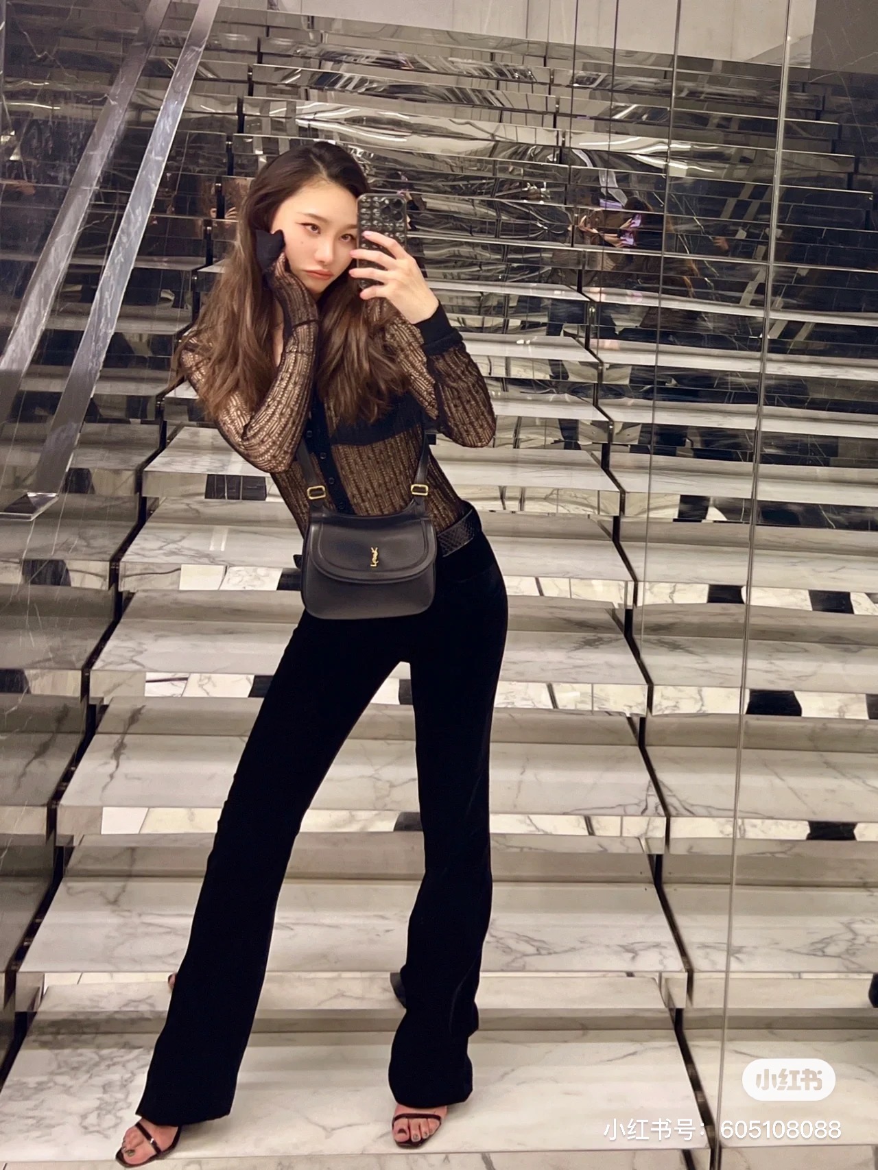 Saint laurent Ysl 𝐂𝐡𝐚𝐫𝐥𝐢𝐞 2022春夏最新款肩背斜挎包684742