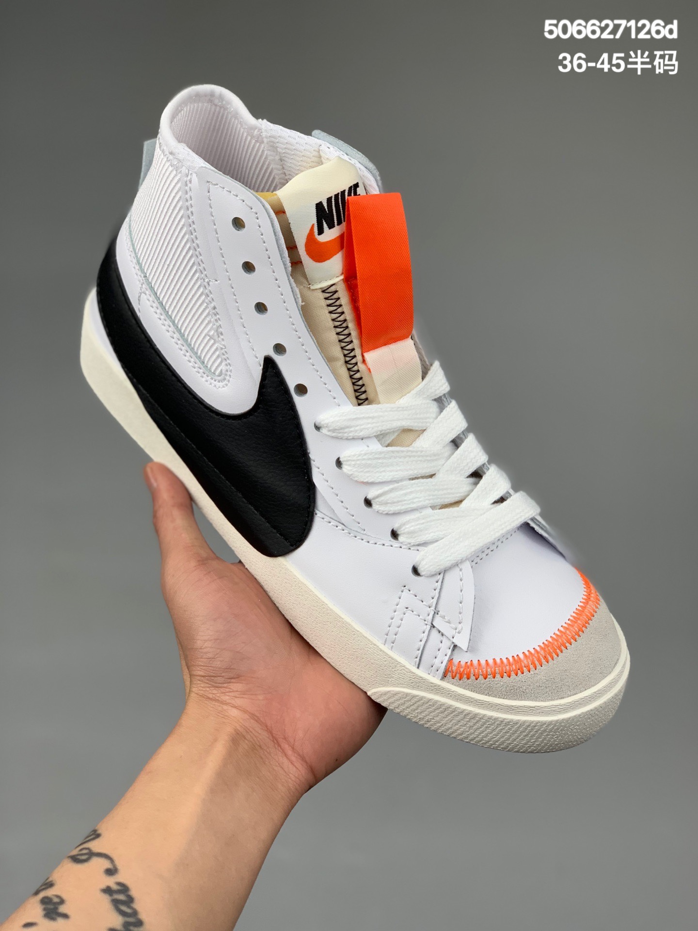 
真标Nike Blazer Low ’1977 Jumbo 经典开拓者低帮百搭休闲运动板鞋，采用环保材料的大底 独特的鞋面连者鞋底印刷，演绎出了这个配色的独特风格，眼前的新设计选用皮质。配出当下流行元素。呈现属于现代潮流的美感。

货号：DD3111
尺码：36 36.5 37 38 38.5 39 40 40.5 41 42 42.5 43 44 45
编码：506627126d