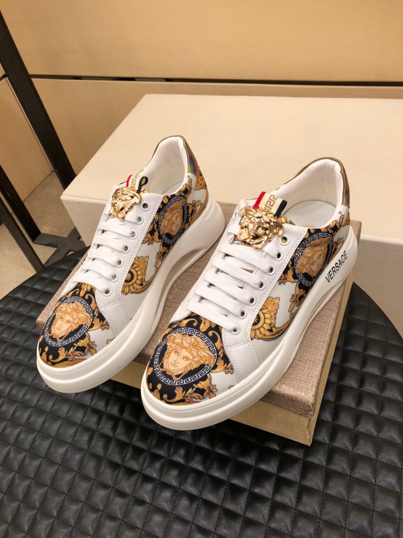 I5   范思哲休闲运动男鞋，鞋面原版进口皮面➕进口头层真皮内里。完美极致奢华大气， 众多明星至爱  简约大气，经典与时尚，高端品质