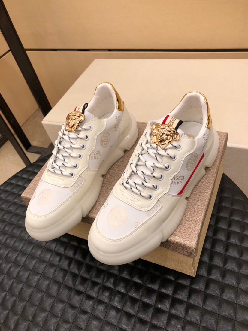 I5   范思哲休闲运动男鞋，鞋面原版进口皮面➕进口头层真皮内里。完美极致奢华大气， 众多明星至爱  简约大气，经典与时尚，高端品质