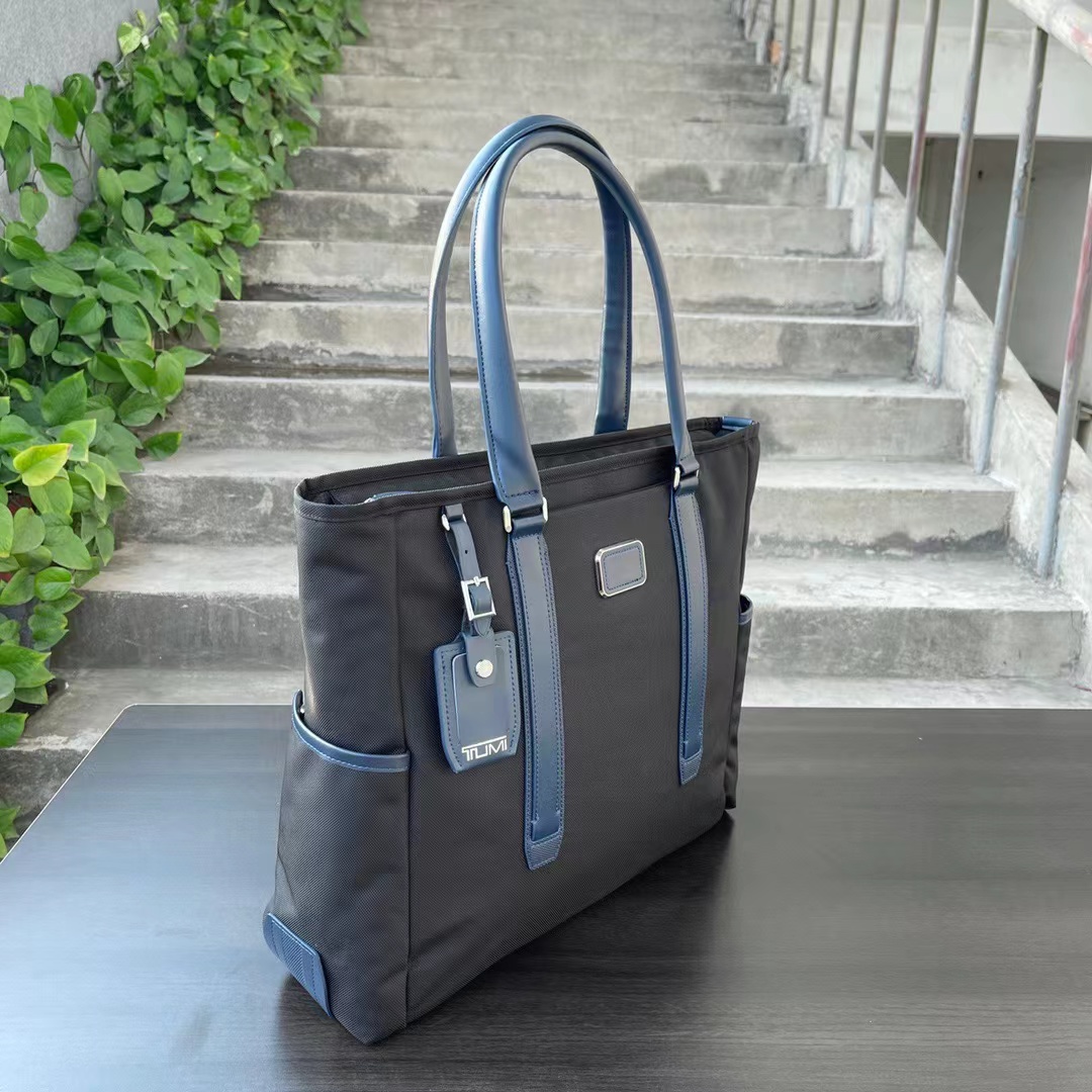 여행가방 134359 가방 Bag 썸네일 이미지
