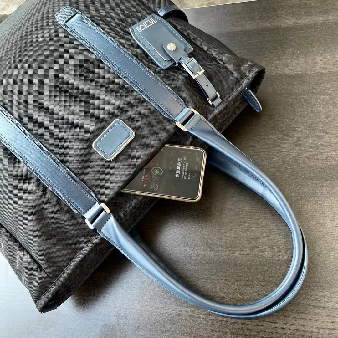 여행가방 134359 가방 Bag 썸네일 이미지