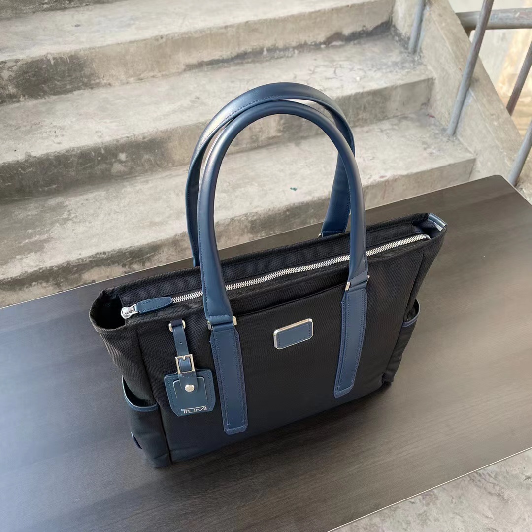 여행가방 134359 가방 Bag 썸네일 이미지