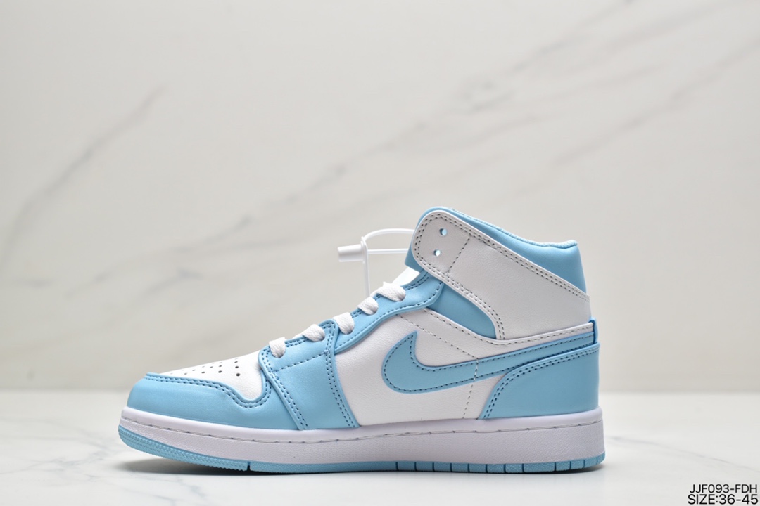 135 乔丹Air JordanAJ1 aj1 乔丹1代 乔1 乔丹1代中帮系列 BQ6472