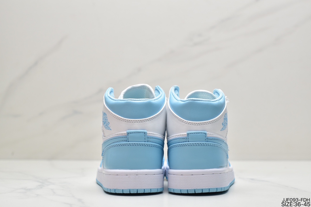 135 乔丹Air JordanAJ1 aj1 乔丹1代 乔1 乔丹1代中帮系列 BQ6472