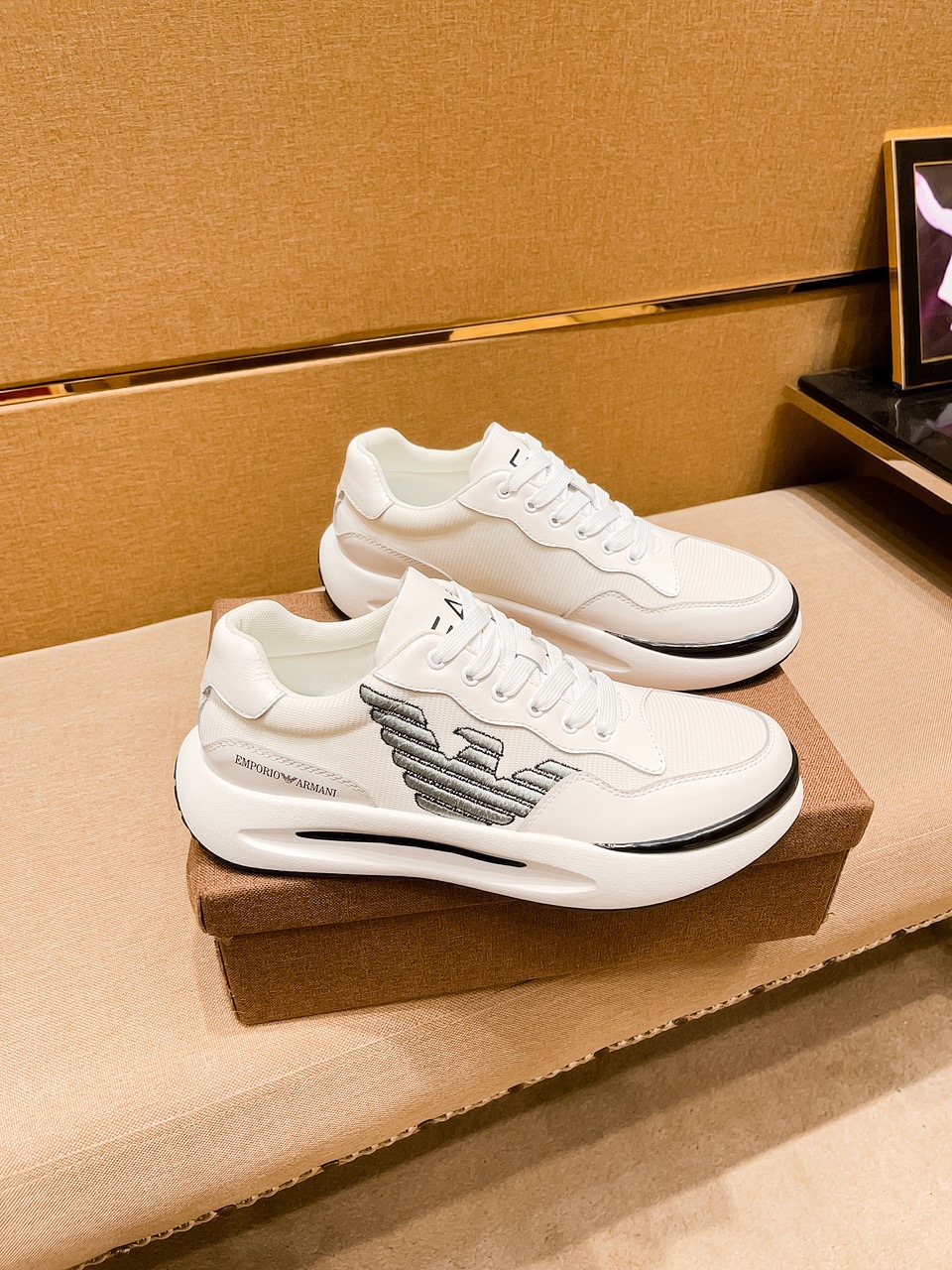 I5  阿玛尼 男鞋高端品牌 官网1：1最新力作：鞋面采用意大利进口头层牛皮搭配舒适透气内里➕原版防滑耐磨大底制作 ，让行走更加便捷舒适，惊世之作，与官方的质量相比美的1：1复刻[色]打造时尚个性衬托你的与众不同潮男必备!经典