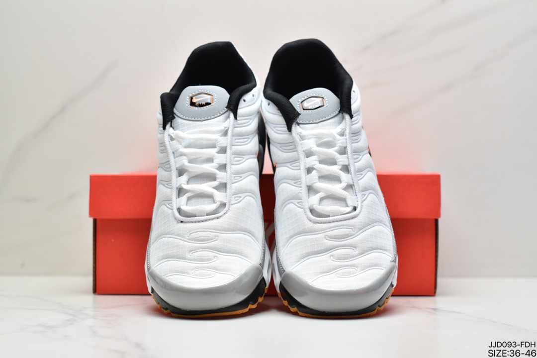 130 全新耐克Nike Air Vapormax PlusTM蒸汽大气垫百搭休闲运动慢跑鞋” CN0142