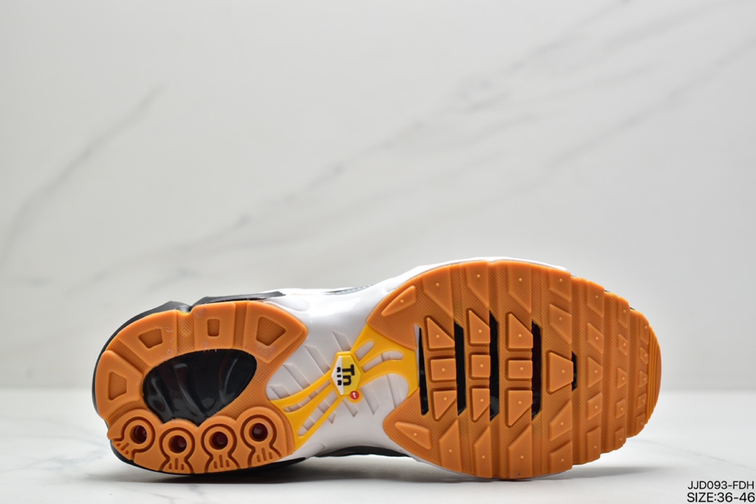 130 全新耐克Nike Air Vapormax PlusTM蒸汽大气垫百搭休闲运动慢跑鞋” CN0142