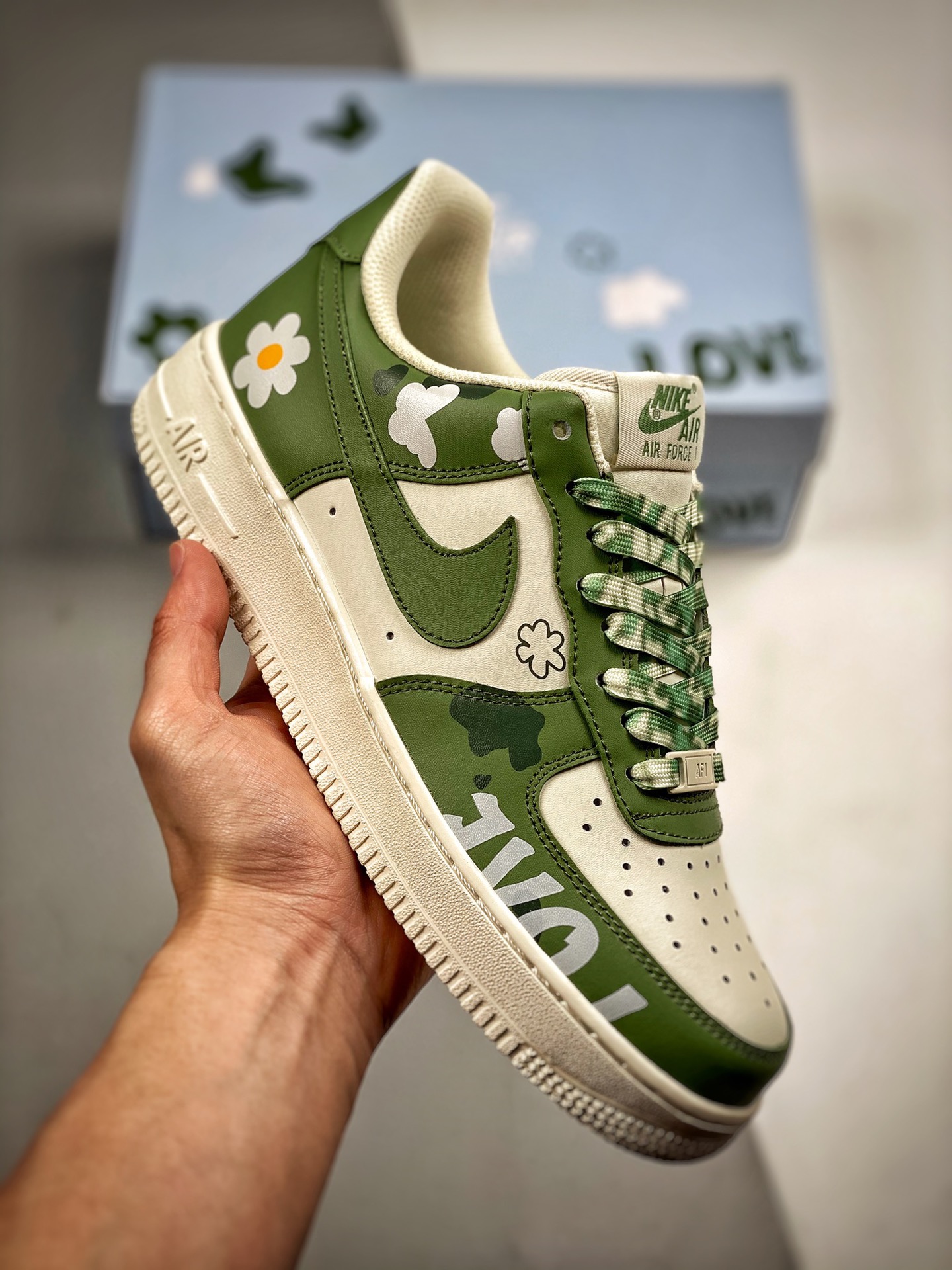-3 Nike Air Force 1 Low '07 margarita pequeña blanca y verde Air Force 1 zapatillas casuales de caña baja, cuero person…
