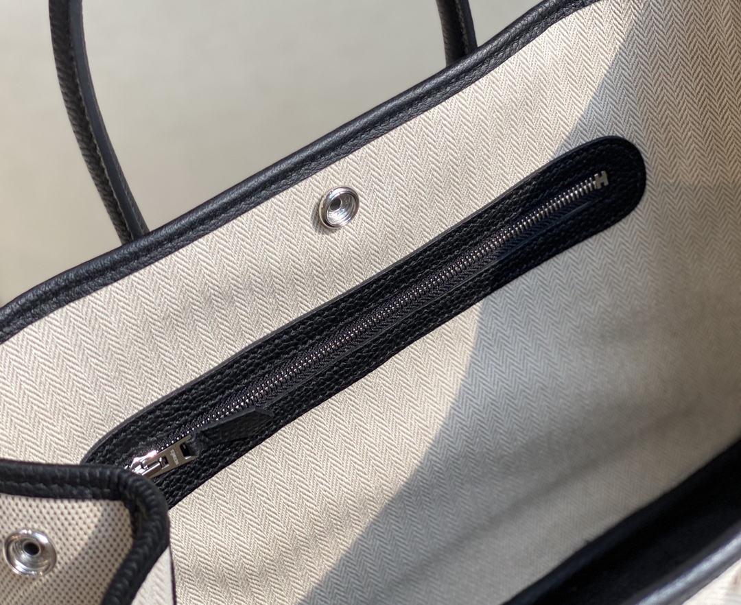 Chanel Classic Handcrafted Luxury Leather Shoulder Bag Ref 7