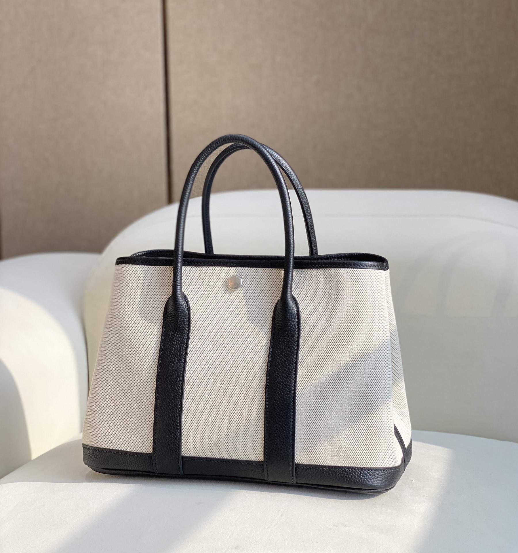 Chanel Classic Handcrafted Luxury Leather Shoulder Bag Ref 2