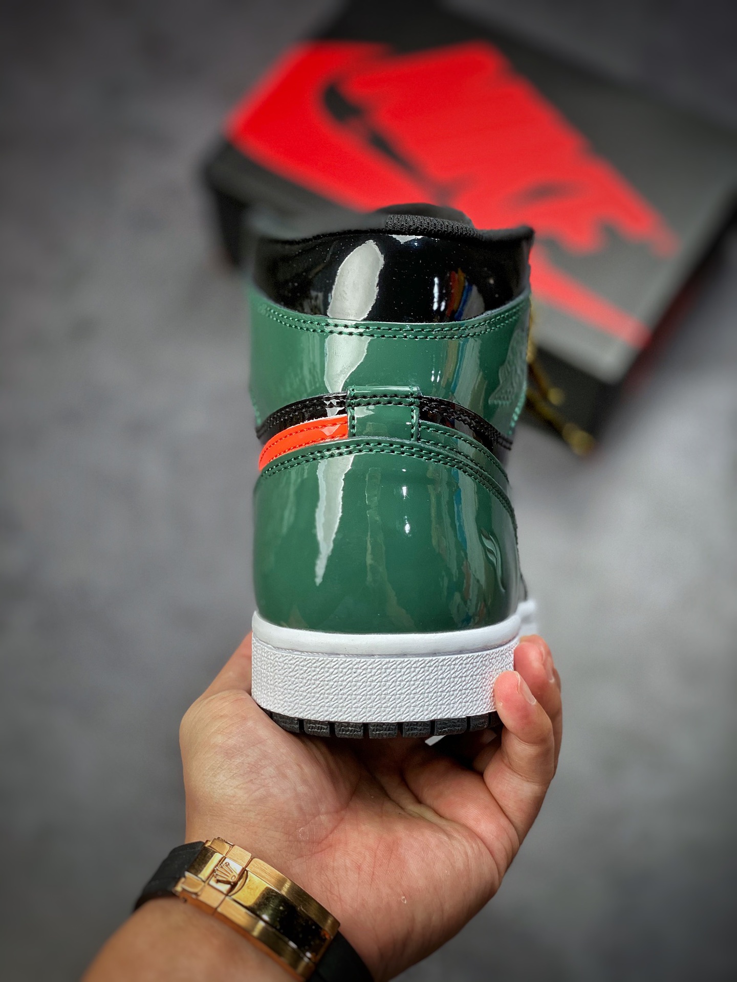 300 Air Jordan 1 黑绿橙 漆皮 纯原大厂出品AV3905-038