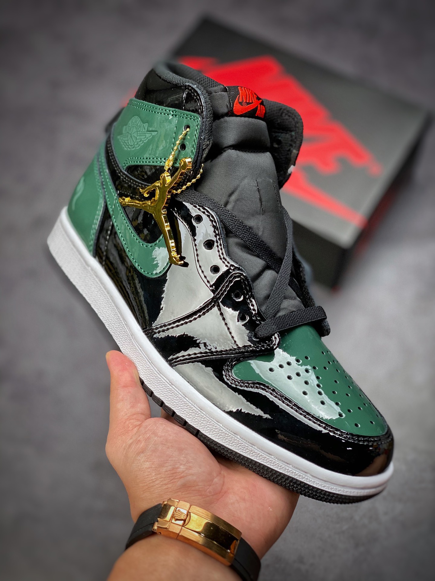 300 Air Jordan 1 黑绿橙 漆皮 纯原大厂出品AV3905-038