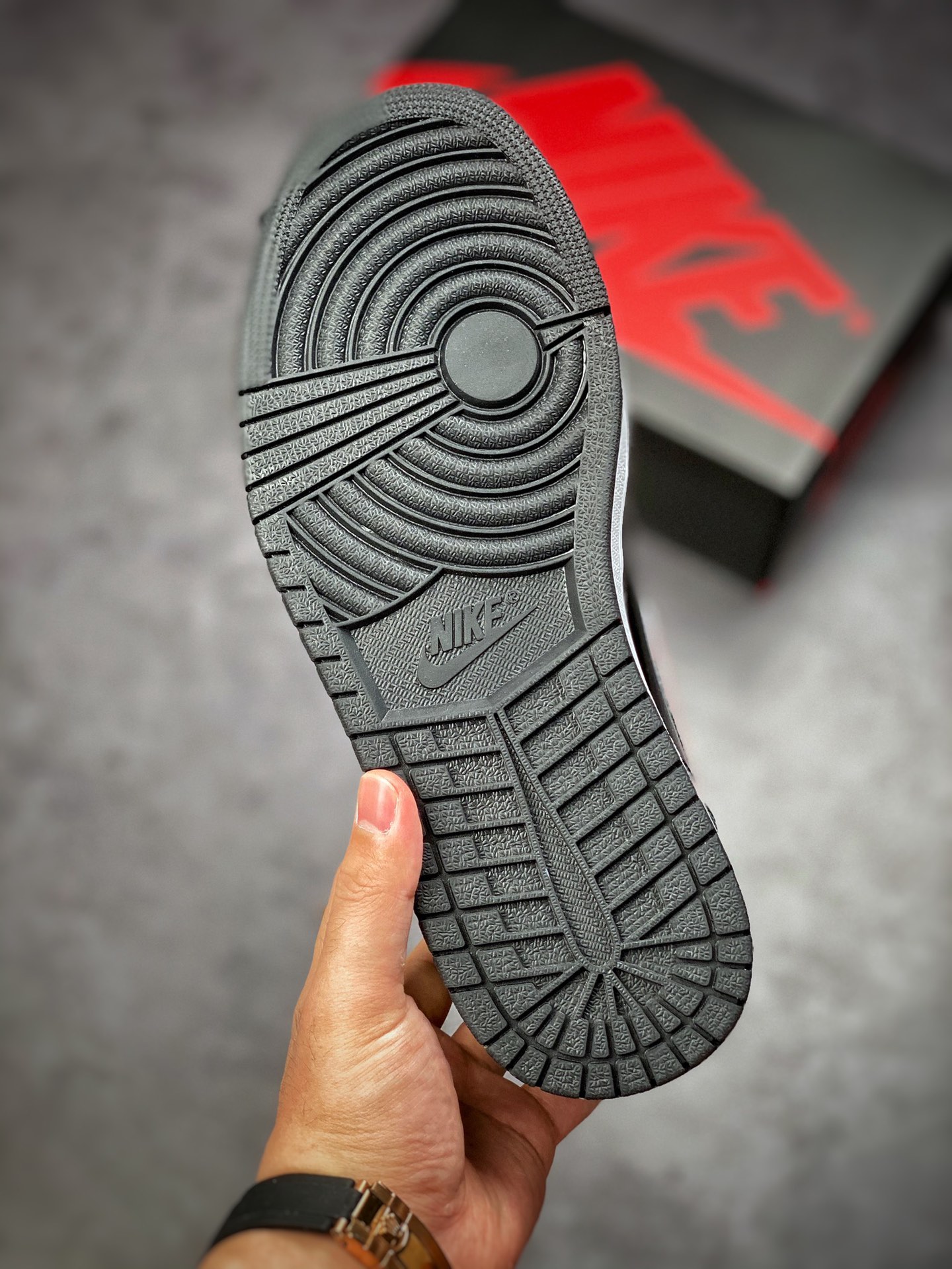 300 Air Jordan 1 黑绿橙 漆皮 纯原大厂出品AV3905-038