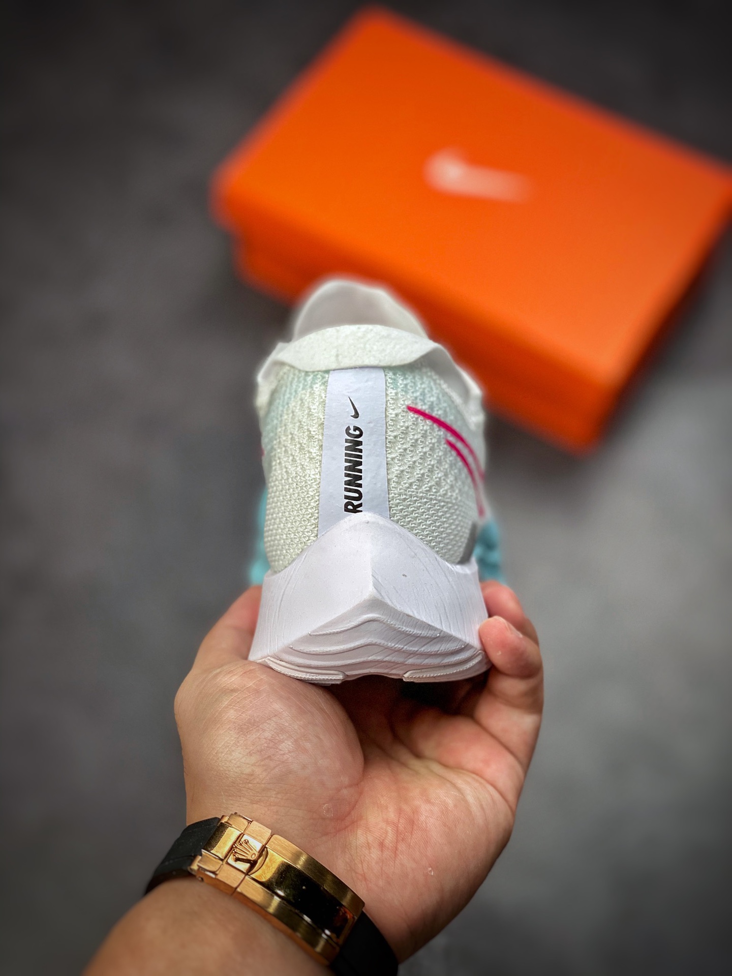160 Nike ZoomX streakfly Proto 低帮跑鞋白蓝粉 DH9275-110