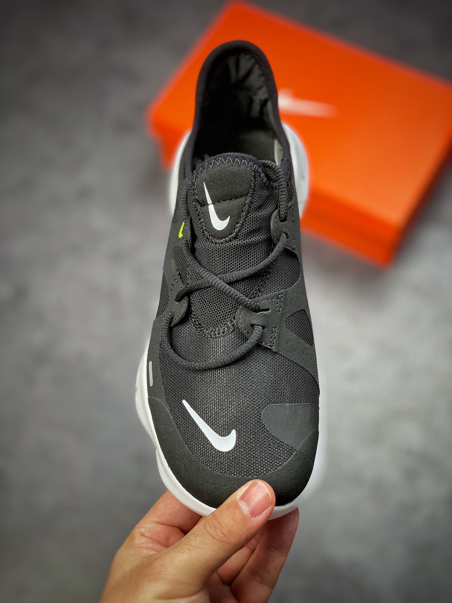 160 Nike Free RN Flyknit 赤足5.0二代轻跑鞋 AQ1316-003