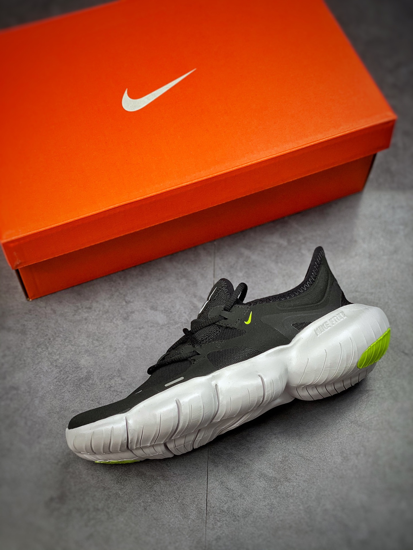 160 Nike Free RN Flyknit 赤足5.0二代轻跑鞋 AQ1316-003