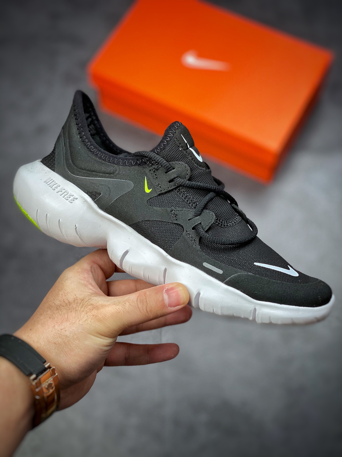 160 Nike Free RN Flyknit 赤足5.0二代轻跑鞋 AQ1316-003