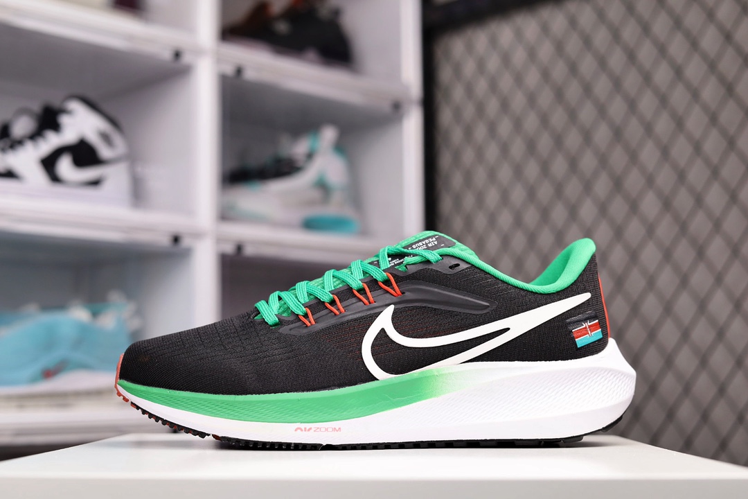 G0 NK Zoom Pegasus 39代 超级飞马涡轮增压马拉松登月39代休闲运动慢跑 原档案数据开发纸版楦型 内里嵌入定型海绵 中底搭载前Zoom+全掌React配置鞋×558RC