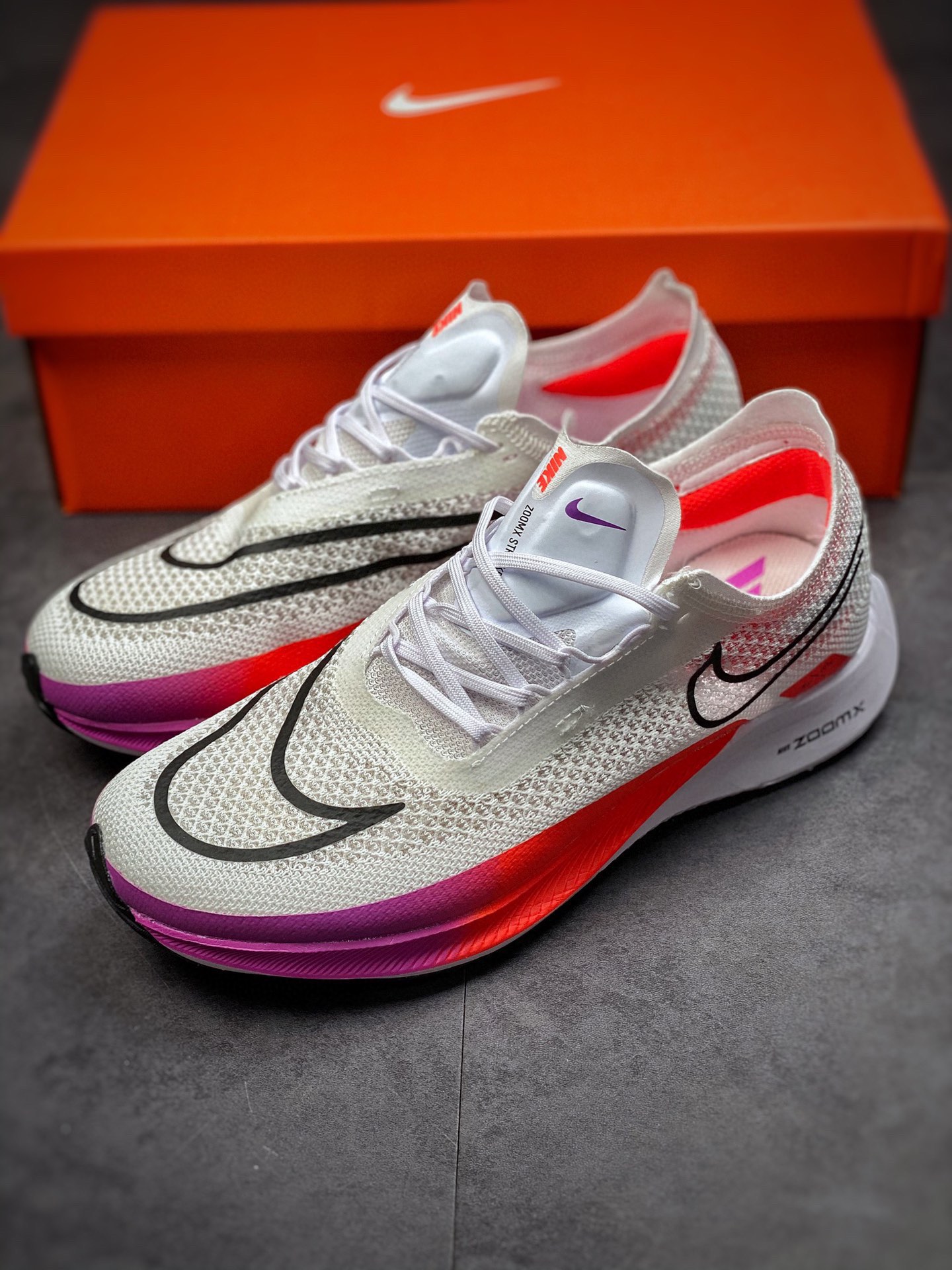 160 Nike ZoomX streakfly Proto 低帮跑鞋