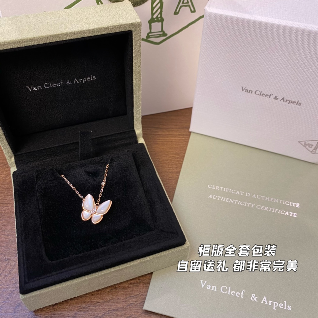 VCA Necklace