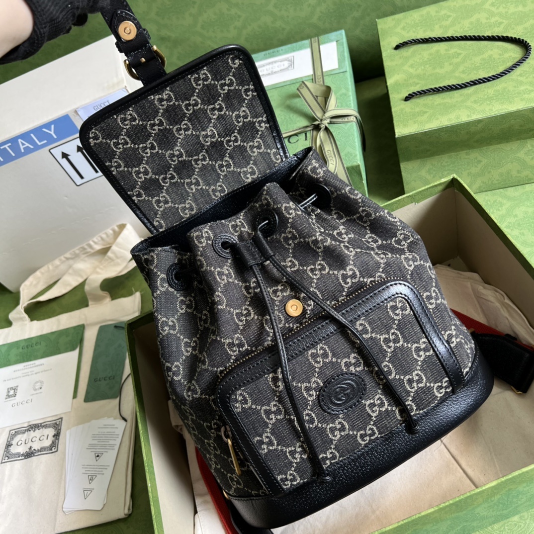 配全套原厂绿盒包装GG丹宁面料是品牌手袋和成衣系列中广泛采用的一种经典材质在古驰爱的进行曲时装系列中这种