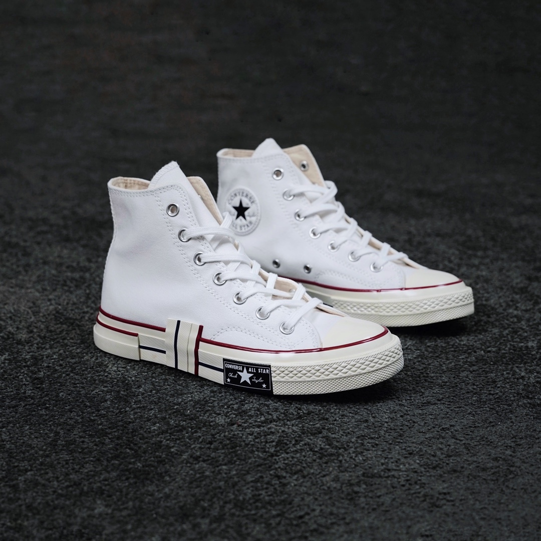 G0 「Rubber Patchwork」限量款Converse Chuck 1970s最新橡胶解构系列双层围条夹布防开胶工艺独立开发3层组合围条硫化鞋底利用块状比例以及互相垂直的线条，三星标贴于更加显眼的鞋身外侧，重新演绎该结构