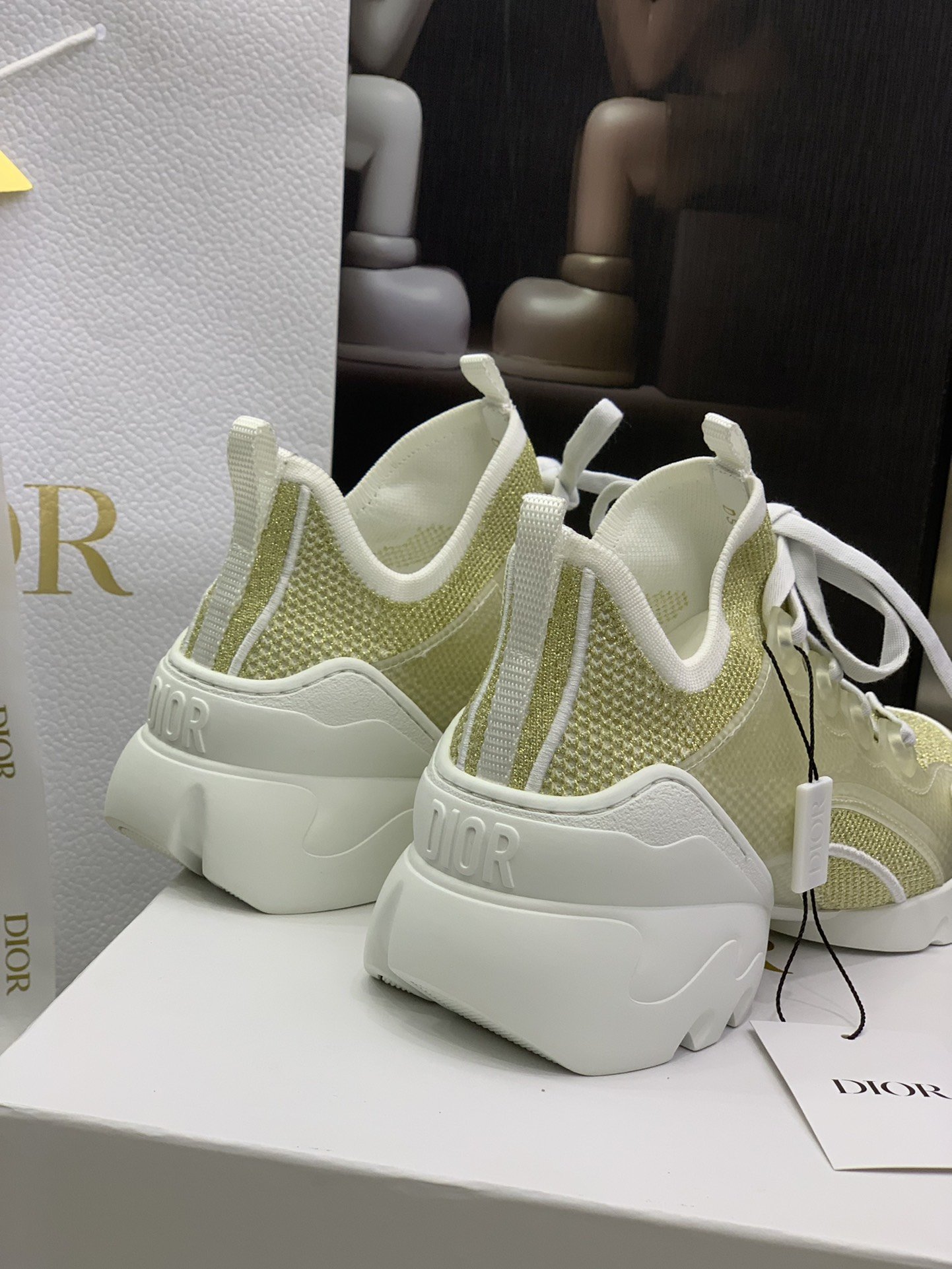 Dior经典厚底系带小白鞋迪奥春夏新
