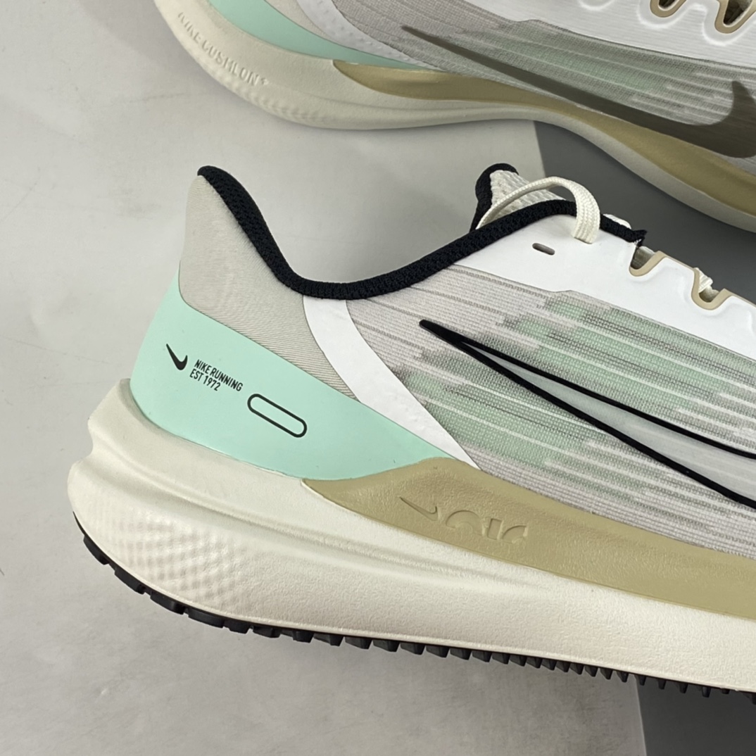 P190 Nike Zoom Winflo 9 登月新款运动休闲缓震跑步鞋 DV9121-011