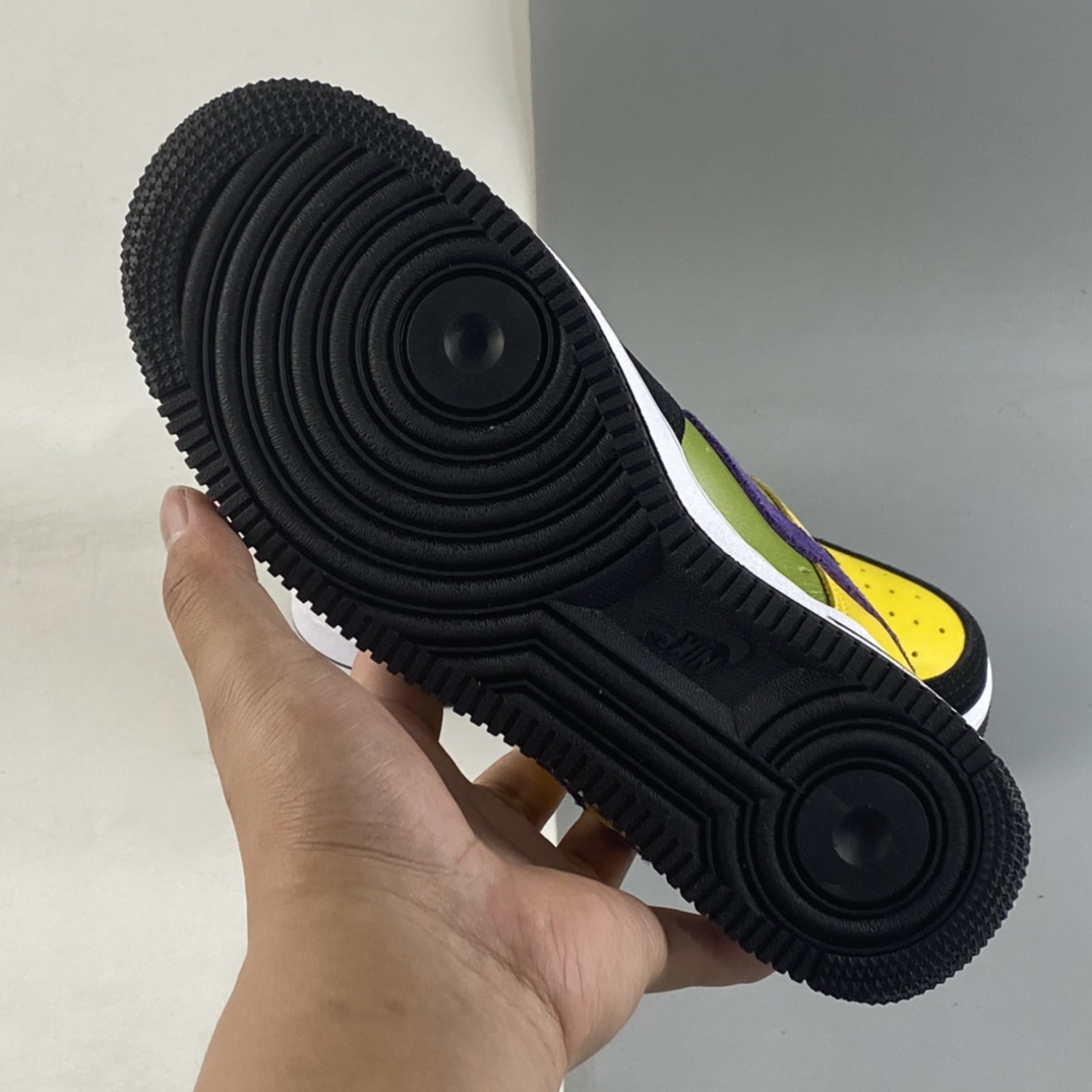 P180 Nike Air Force 1’07 Low 空军一号低帮休闲板鞋 DQ7779-700