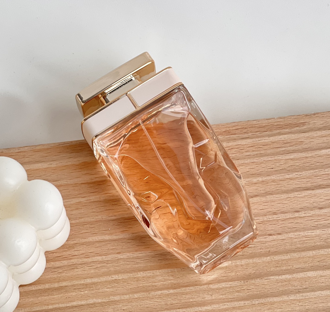Cartier La Panthere Eau de Toilette - Floral Chypre Fragrance for Women 3 i1651979631 6636 4