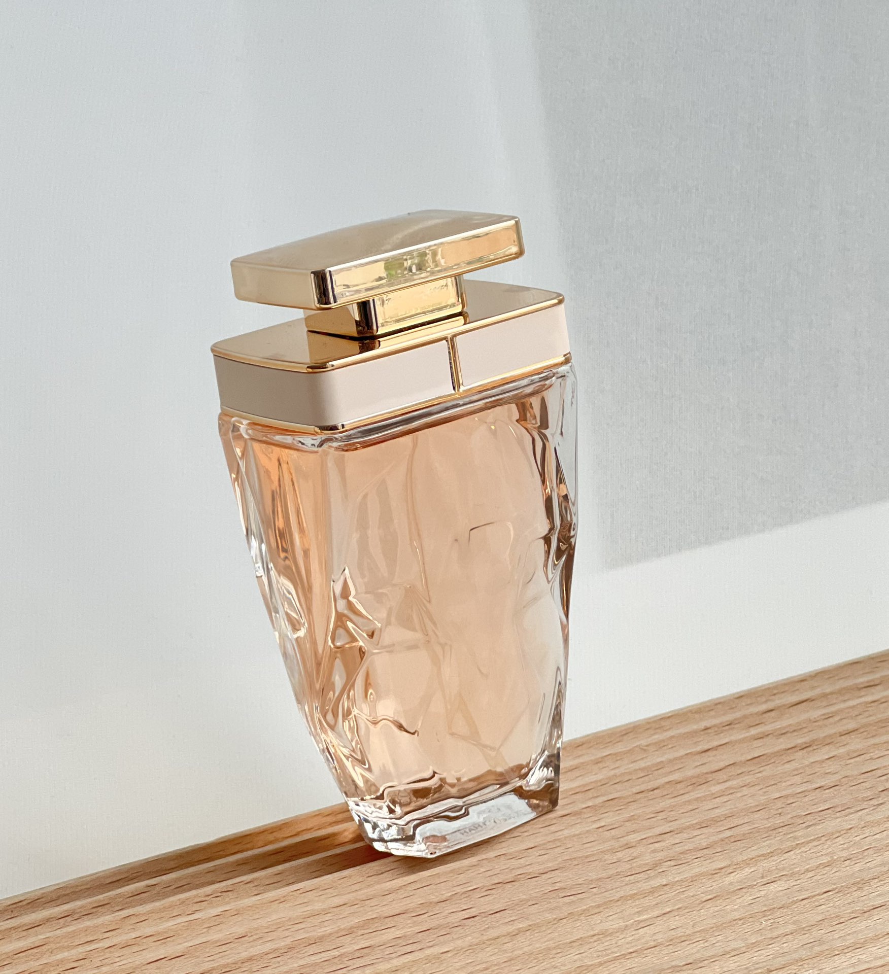 Cartier La Panthere Eau de Toilette - Floral Chypre Fragrance for Women 4 i1651979631 8794 5