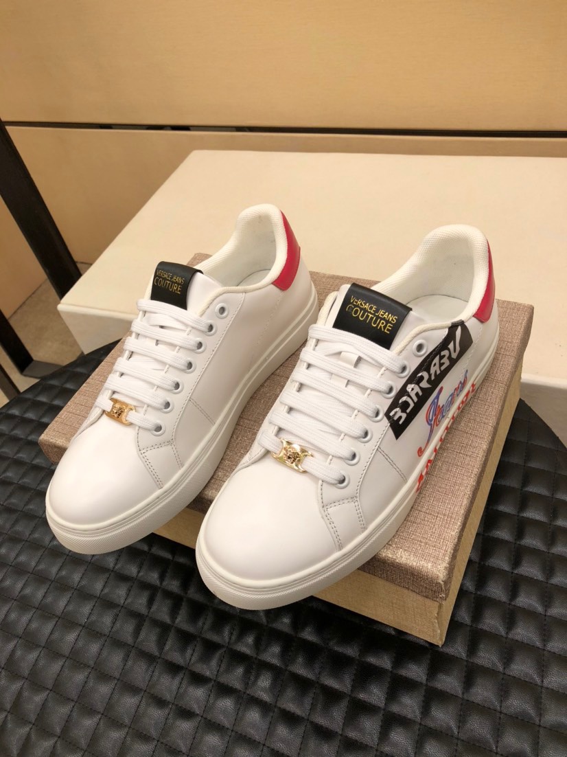 I5  范思哲休闲鞋，透气舒适，行走方便，潮男百搭之款，鞋面顶级进口专属牛皮打印图案➕真皮内里➕橡胶耐磨大底 超级舒服。