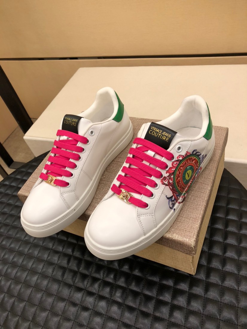 I5  范思哲休闲鞋，透气舒适，行走方便，潮男百搭之款，鞋面顶级进口专属牛皮打印图案➕真皮内里➕橡胶耐磨大底 超级舒服。