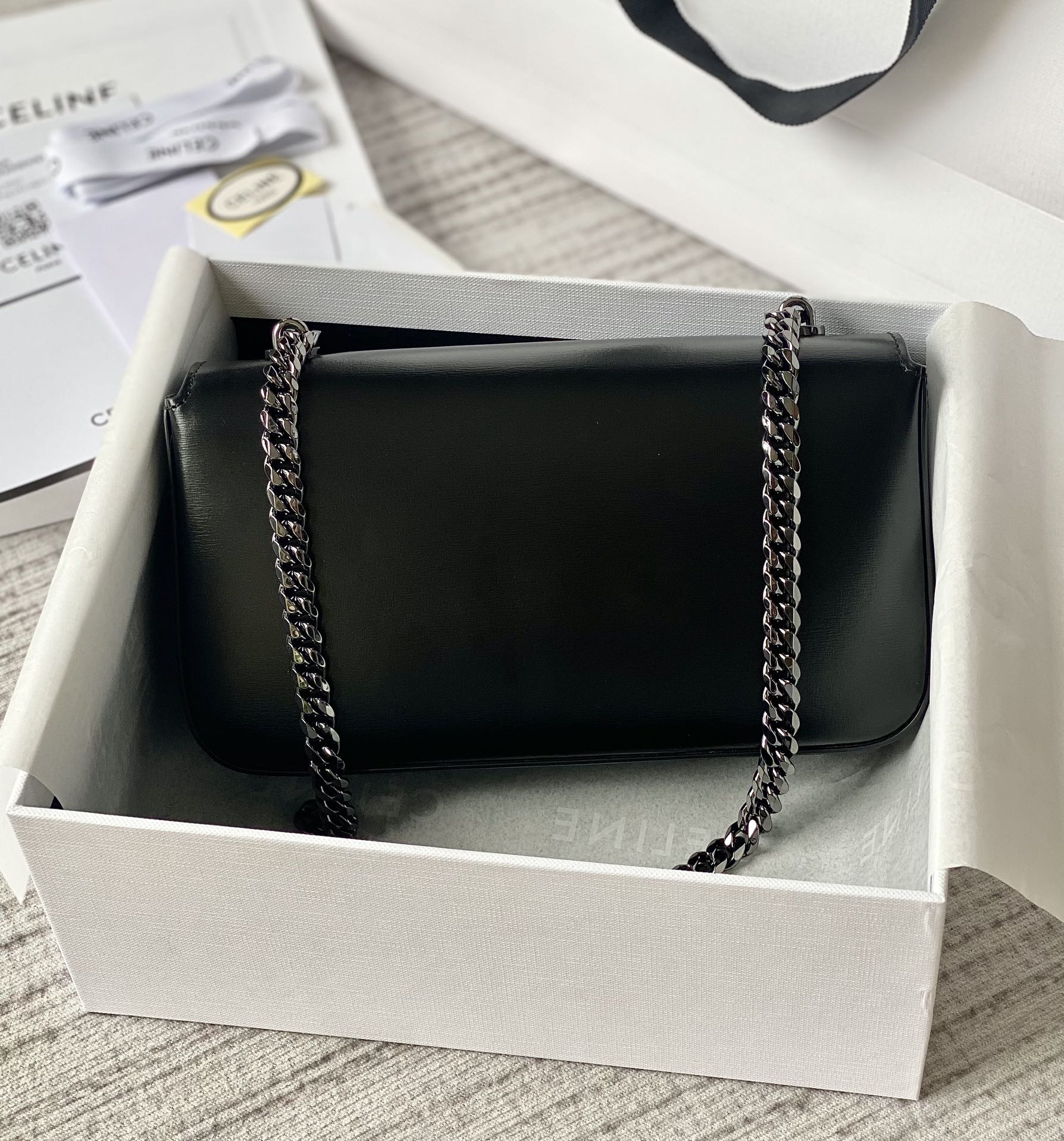 CELINE赛琳CUIR TRIOMPHE 凯旋门链条肩背包199242