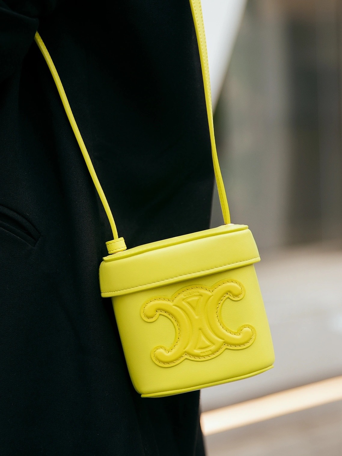 CELINE SMALL BOX CUIR TRIOMPHE 11CM BAG 199263茴香酒黄