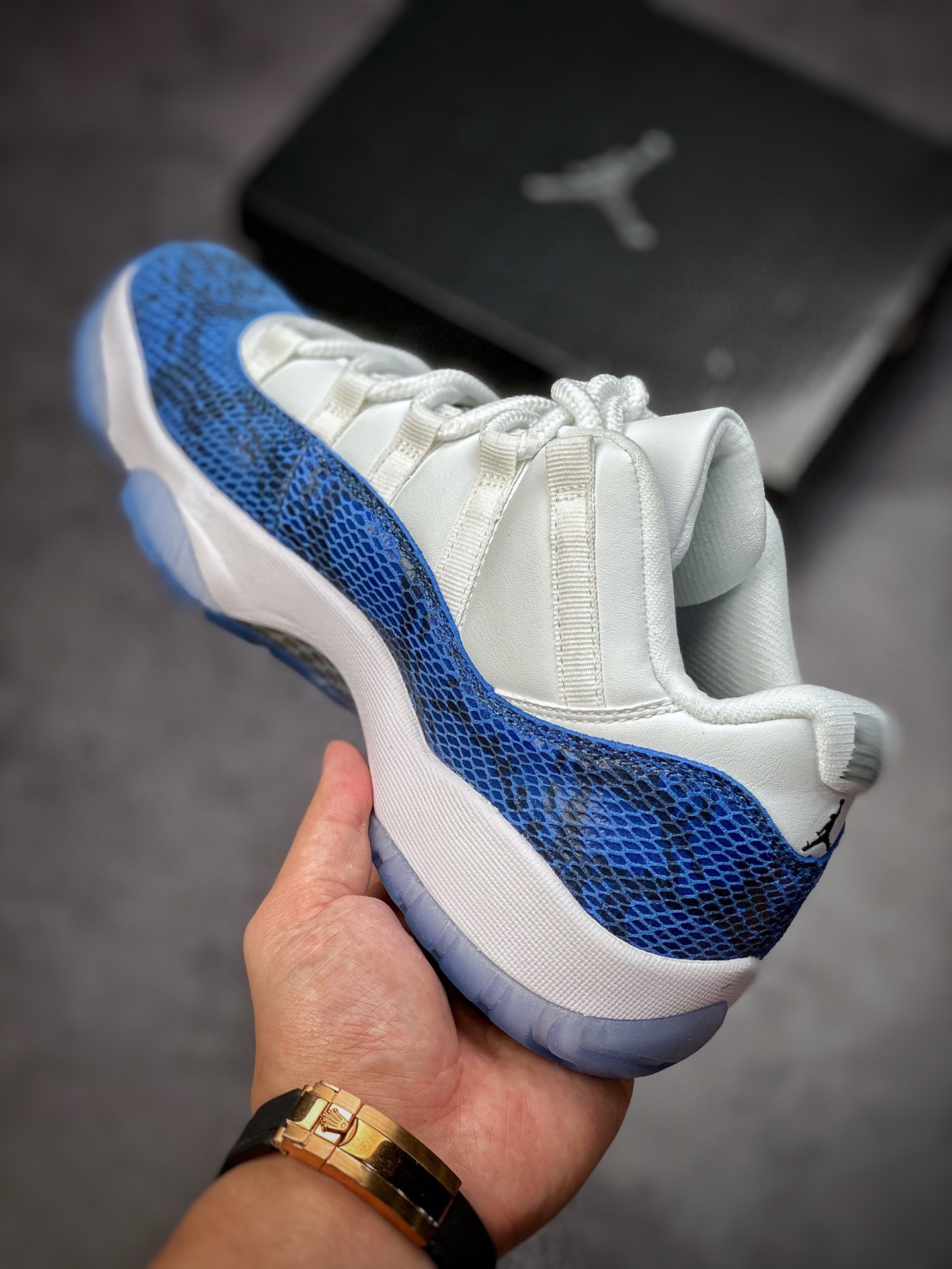 330 #完美打造 Air Jordan AJ11 Low 蓝蛇纹 CD6846-102