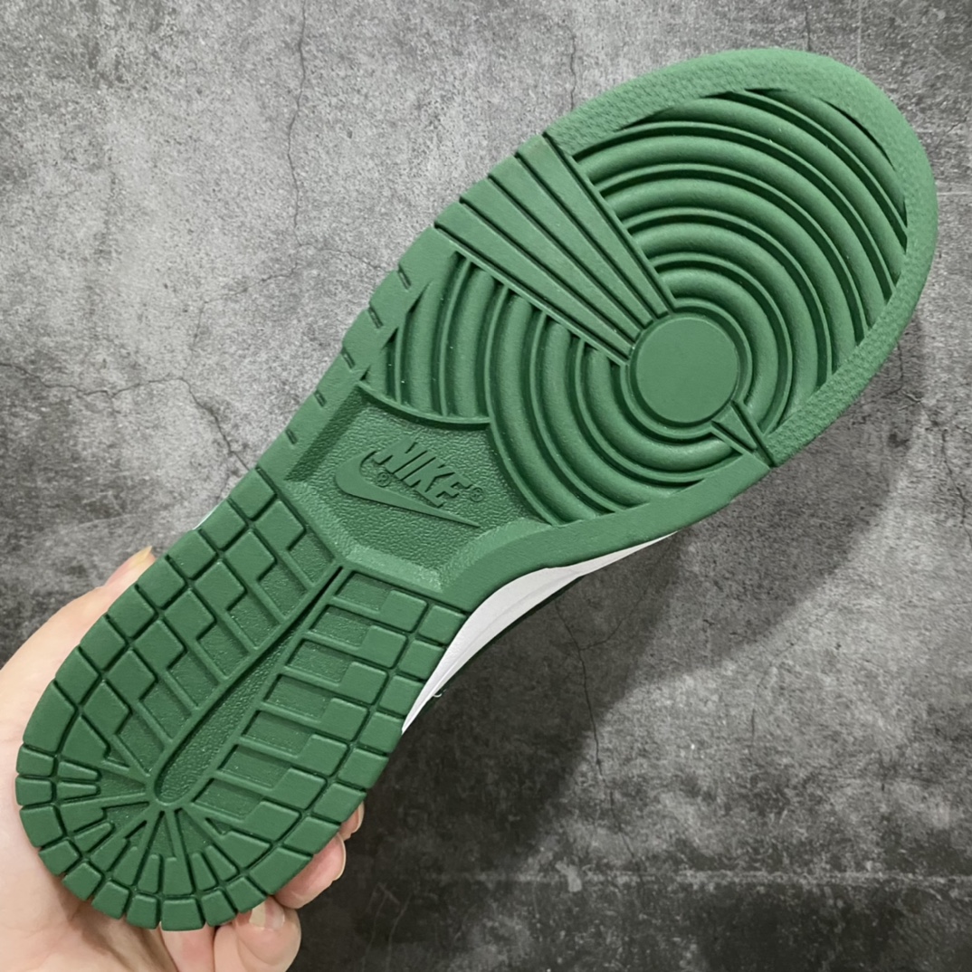 图片[9]-FC天花板级别 市场最强版 NK SB Dunk Low Pro \” Team Green \” 白绿 \” 欢迎对比任何市售版本！一切仅还原原鞋品质！ 材料！版型！细节全部市场最顶尖工艺 图片拍不出实物那种惊艳的感觉 大哥们可以报货来看品质 顶尖工艺 市场货没有可比性！ 货号： DD1391-101 尺码：36 36.5 37.5 38 38.5 39 40 40.5 41 42 42.5 43 44 44.5 45 46 47.5-选品中心